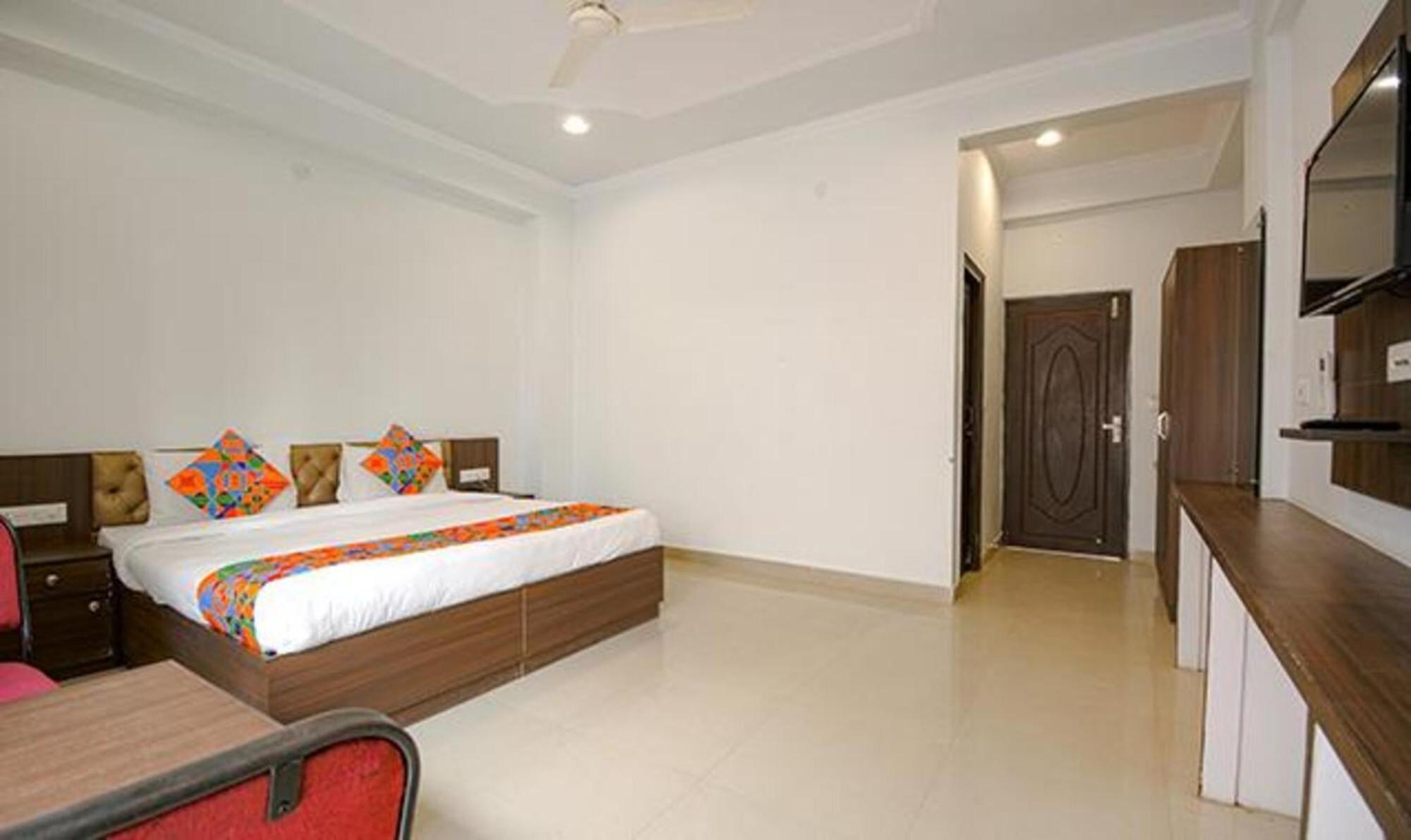 רישיקש Fabhotel Yamunotri Retreat, Tapovan מראה חיצוני תמונה