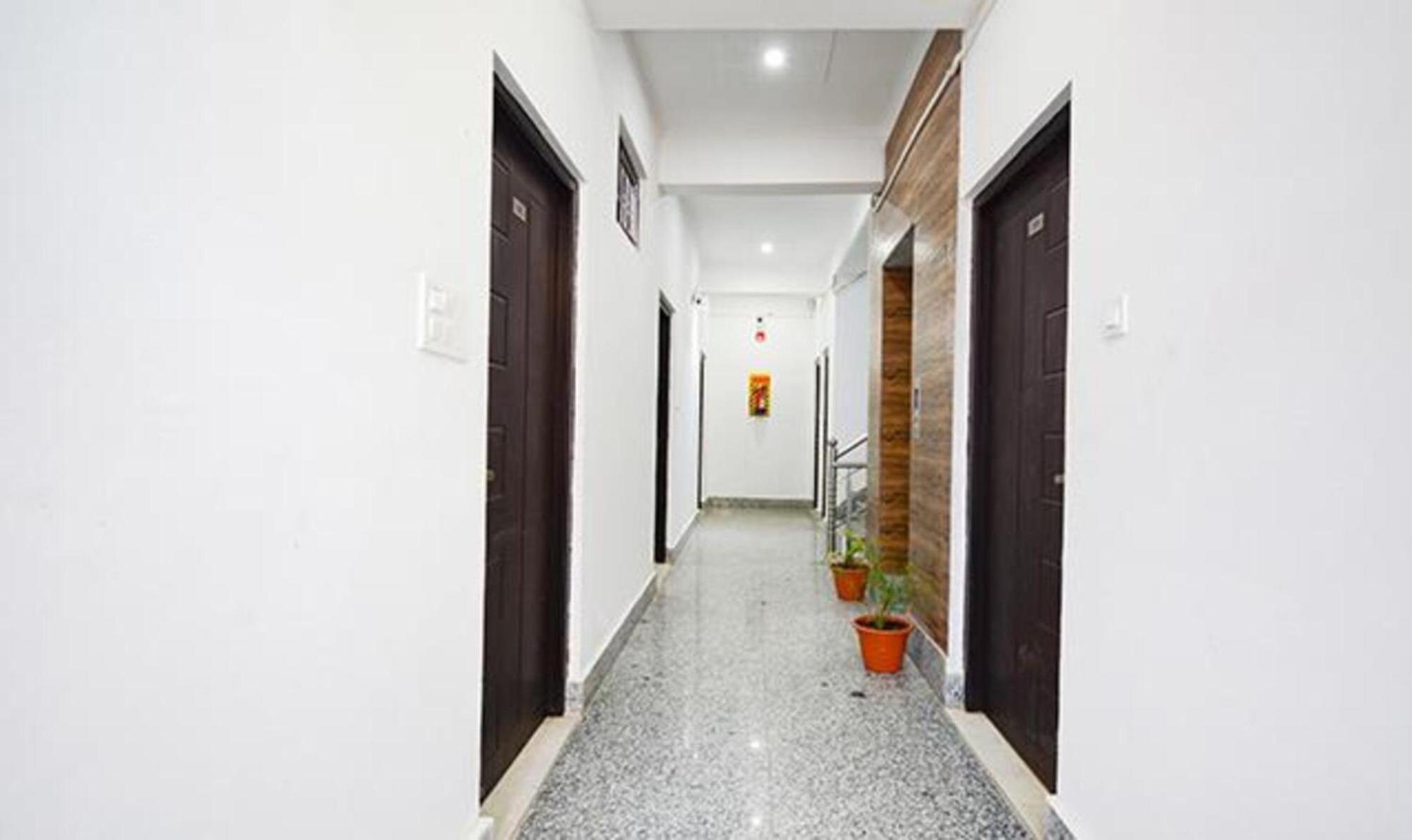 רישיקש Fabhotel Yamunotri Retreat, Tapovan מראה חיצוני תמונה