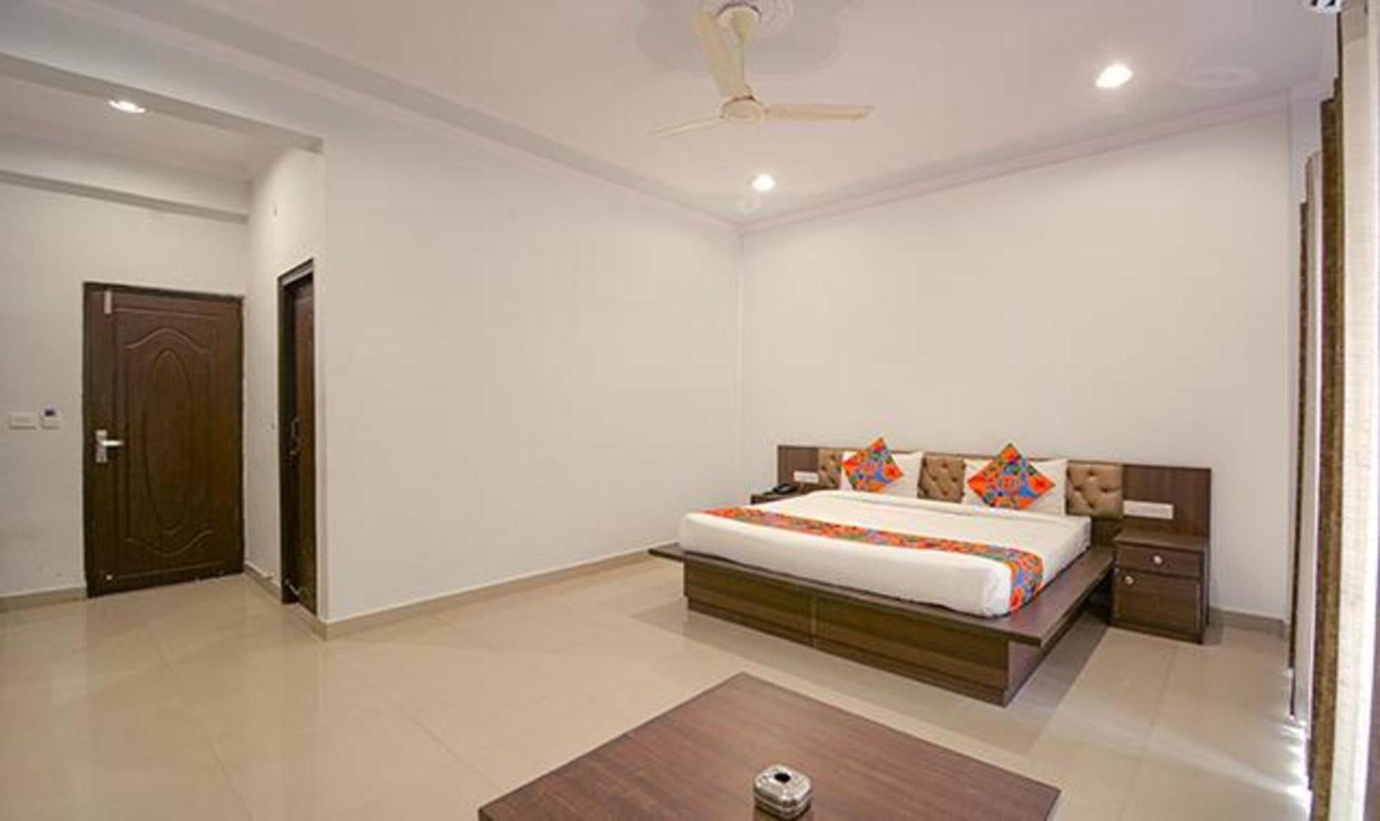 רישיקש Fabhotel Yamunotri Retreat, Tapovan מראה חיצוני תמונה