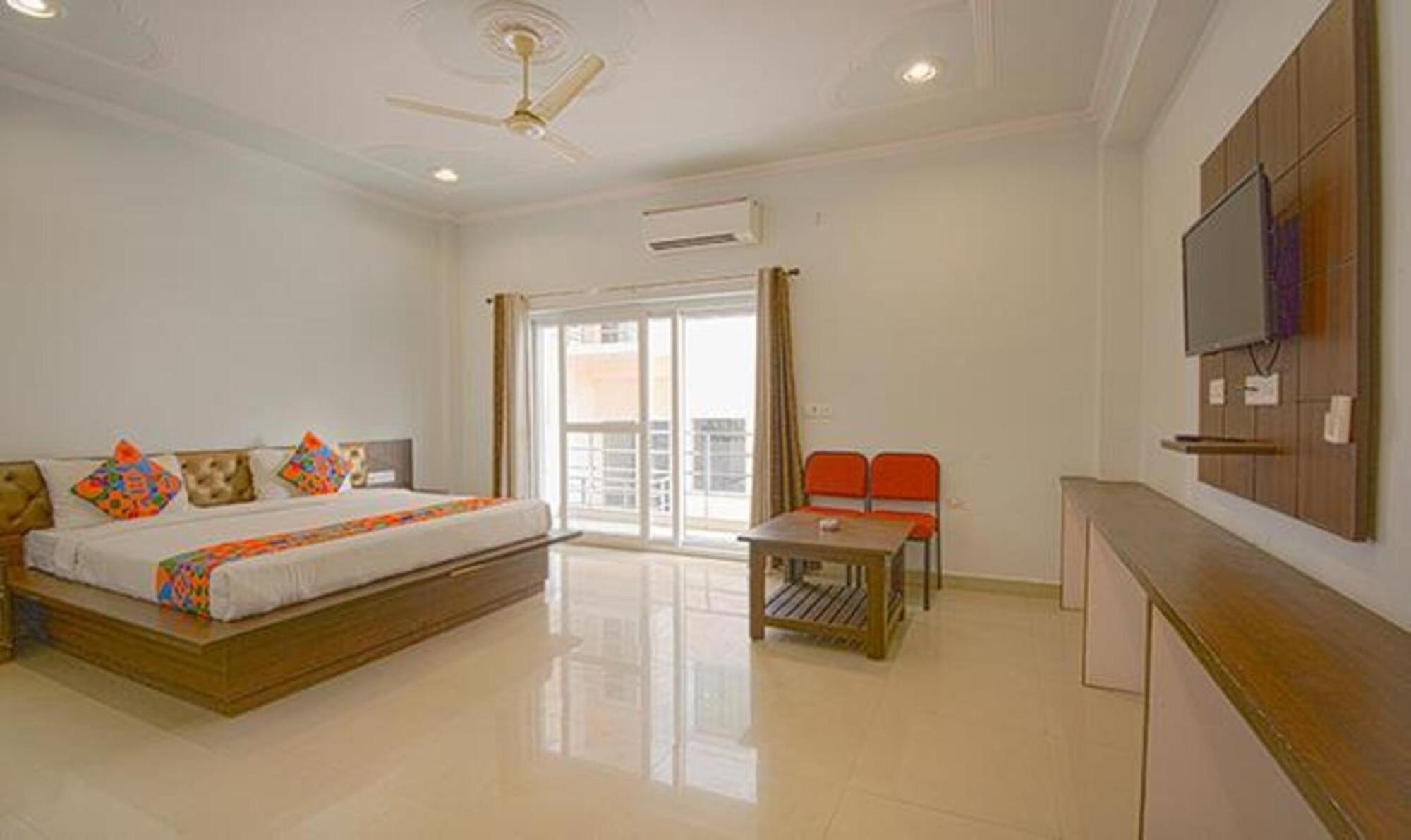 רישיקש Fabhotel Yamunotri Retreat, Tapovan מראה חיצוני תמונה