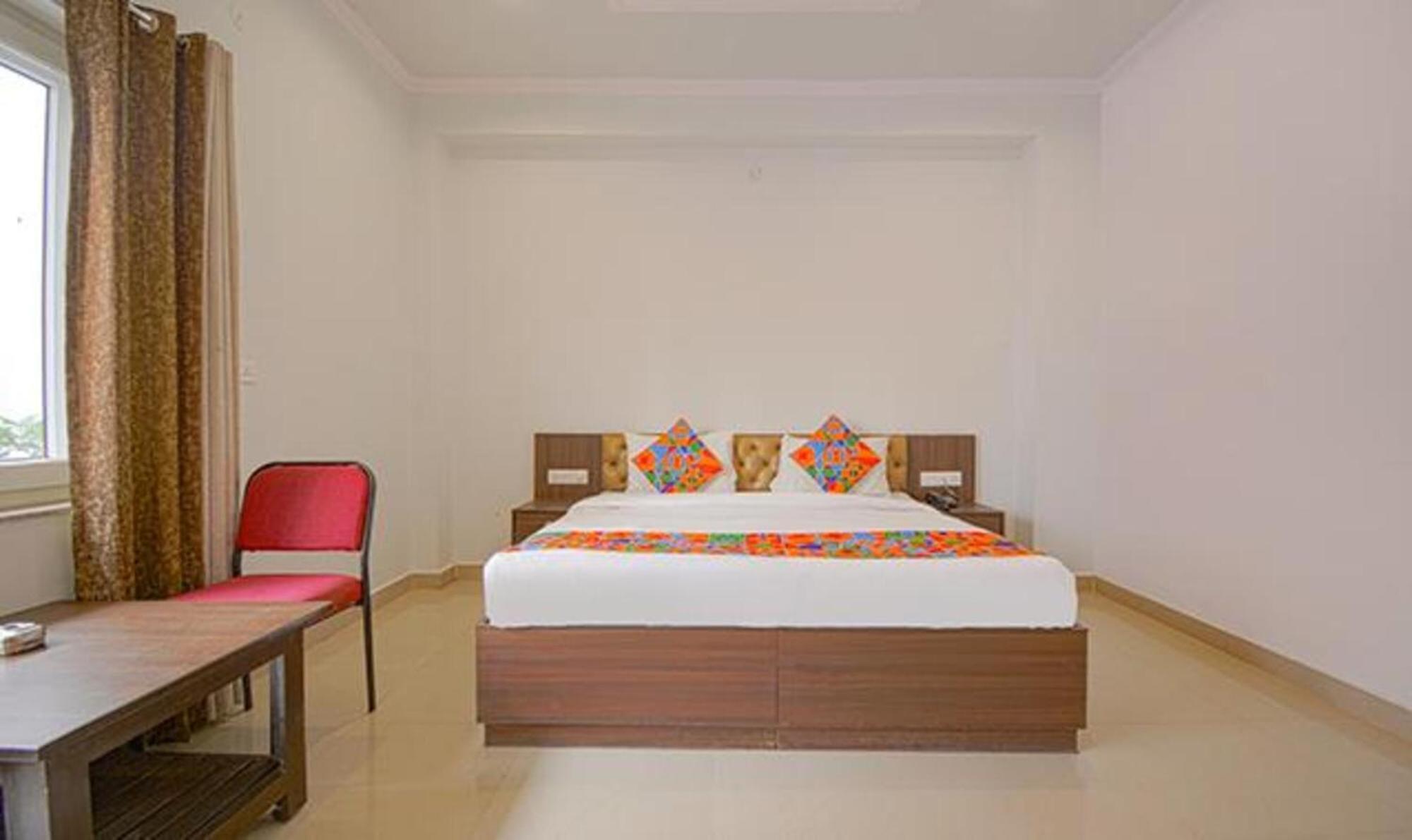 רישיקש Fabhotel Yamunotri Retreat, Tapovan מראה חיצוני תמונה